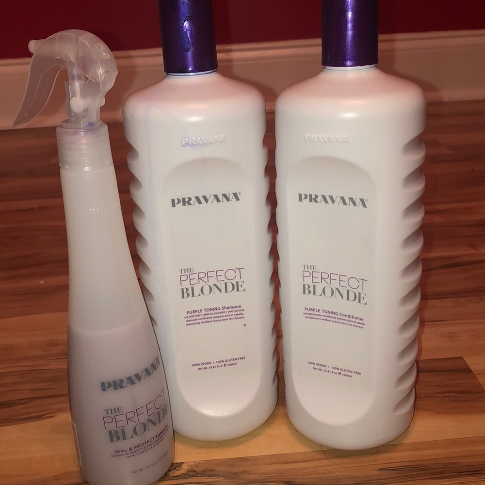 FULL SIZED Pravana “the perfect blonde” trio